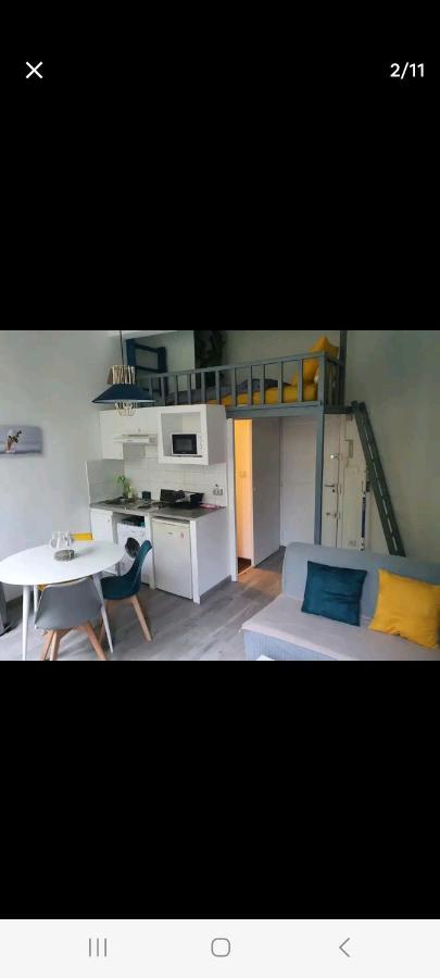 Appartamento Charmant Studio Avec Mezzanine Aix-en-Provence Esterno foto