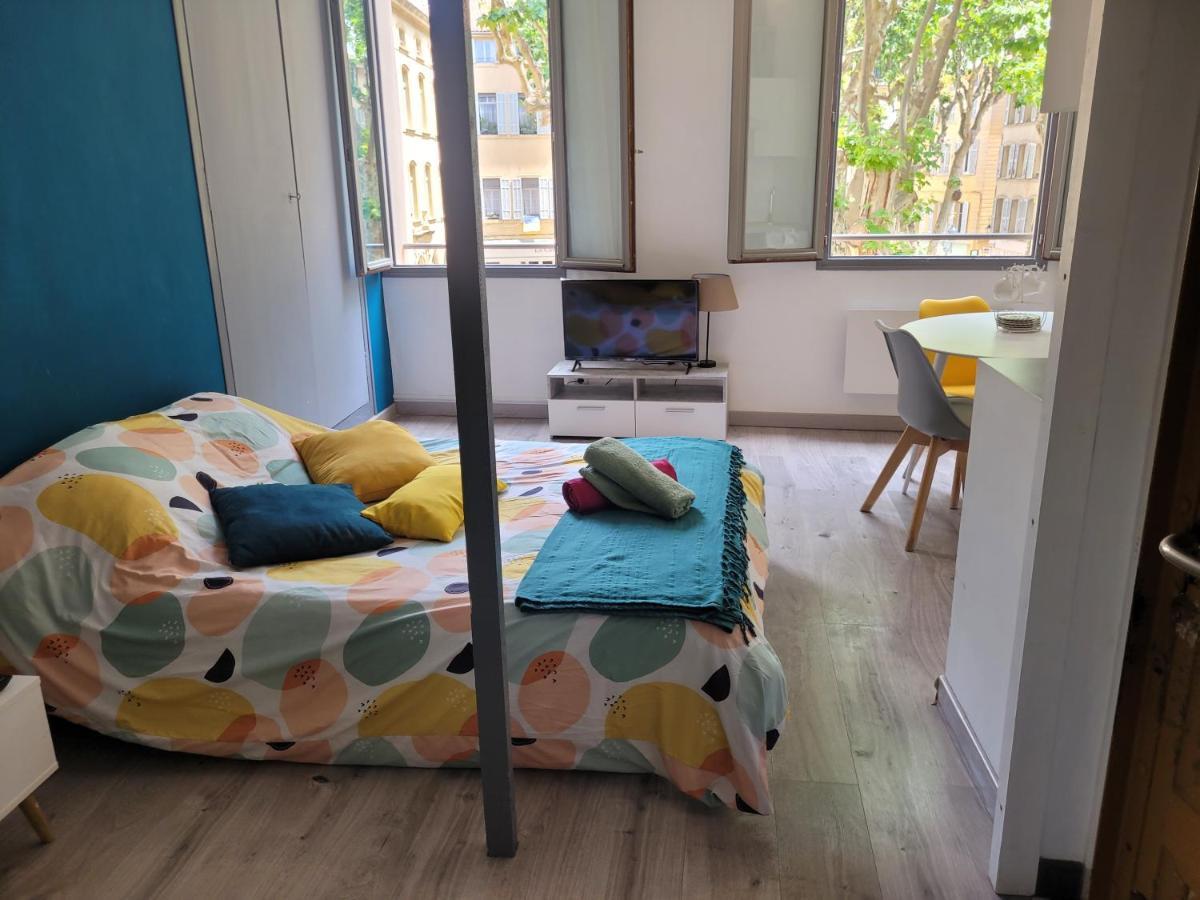 Appartamento Charmant Studio Avec Mezzanine Aix-en-Provence Esterno foto
