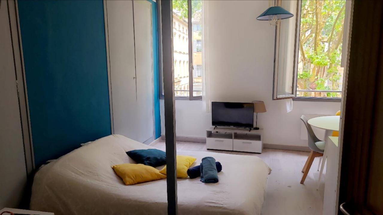 Appartamento Charmant Studio Avec Mezzanine Aix-en-Provence Esterno foto